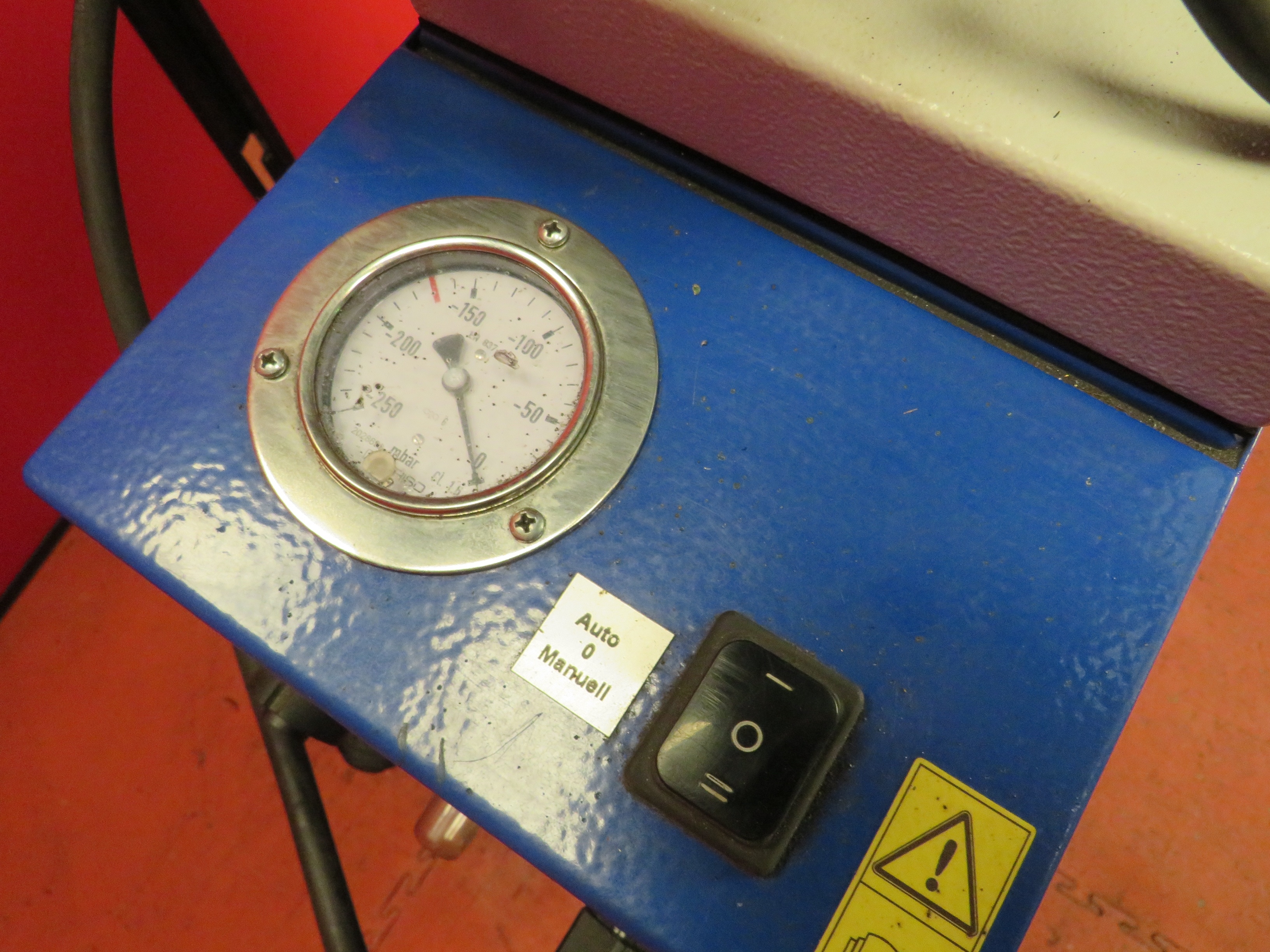 (4) x Binzel FES-200 Fume Extraction System including (4) x Binzel Rab Grip 25AK 4mtr Torch