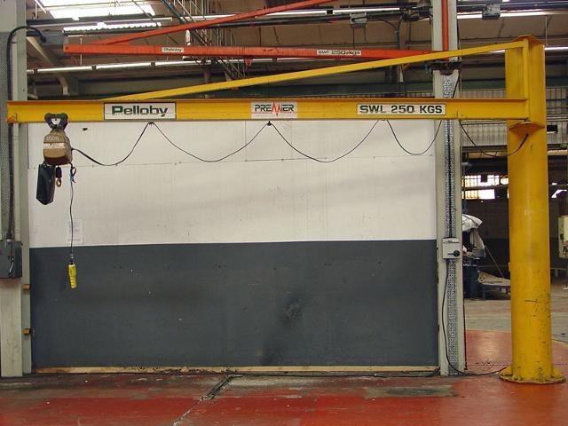 Pelloby Premier 250kg Capacity Swing Jib