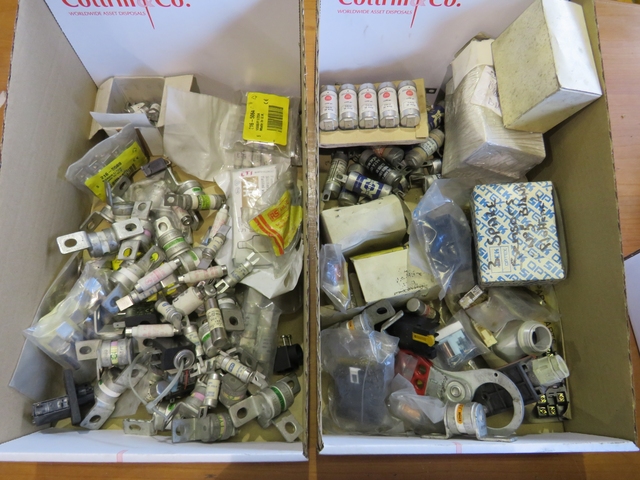 Large Qty of Fuses