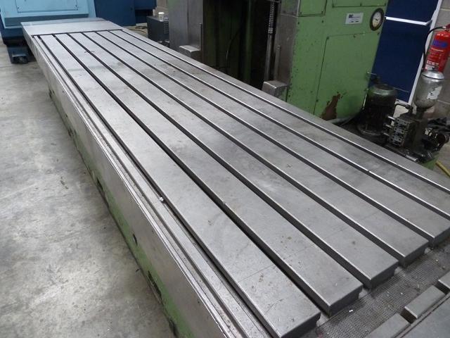 Correa A.25/30 CNC Bed Type Milling Machine