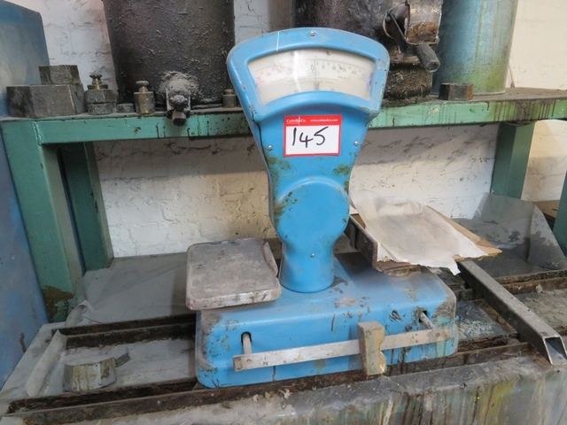 Set of Scales 250 Grammes