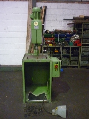 Hahn & Kolb Tapper with Change Gears