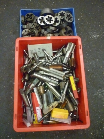 (1) x Box of Machine Tap & (1) x Box of Dies