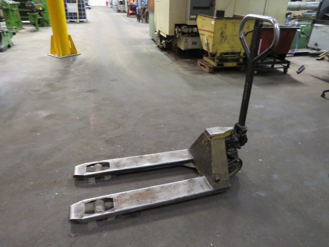 Pallet Truck SWL 2000kg