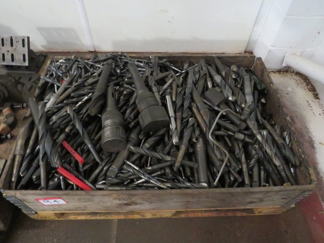 Pallet with Large Qty of Drills