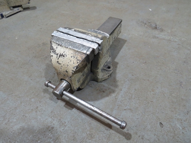 6" Bench Vice