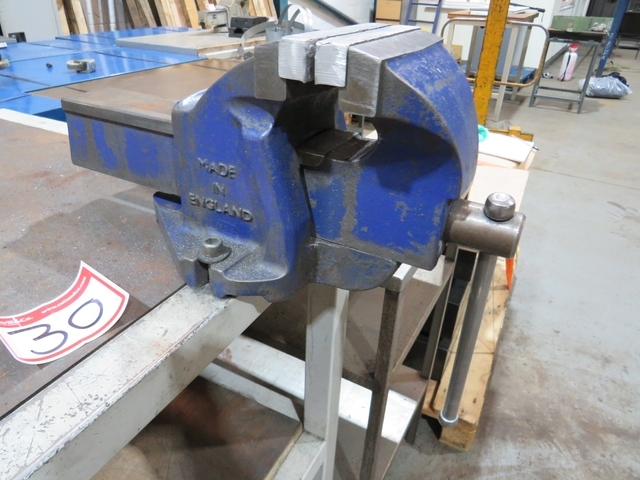 Bench with 6" Bench Vice 1700mm x 810mm x 1070mm