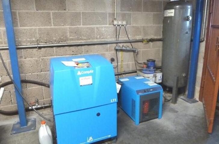 Compair Compressor Type L11