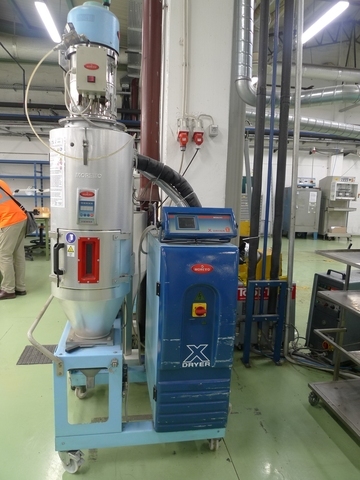 Moretto Dehumidifier Material Hopper Dryer