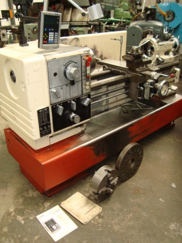 Harrison M400 Gap Bed Centre Lathe