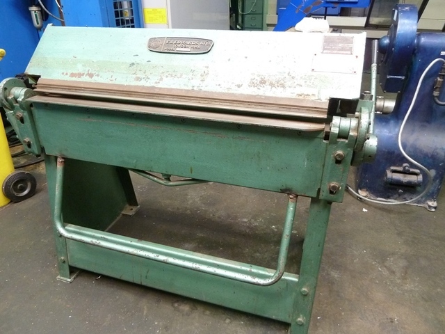 Edwards Model 3ft. 166 Manual Folder