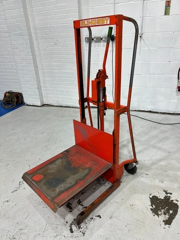 Slingsby Tool Lift
