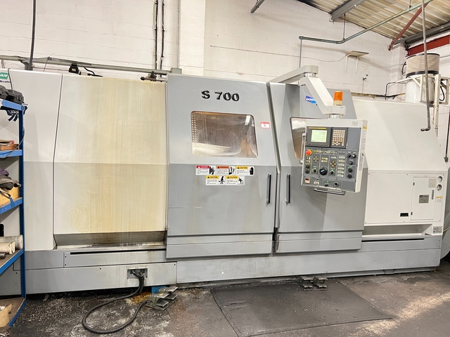 Doosan Mecatec S 700 CNC Lathe with Fanuc Series 18i-TB CNC Control