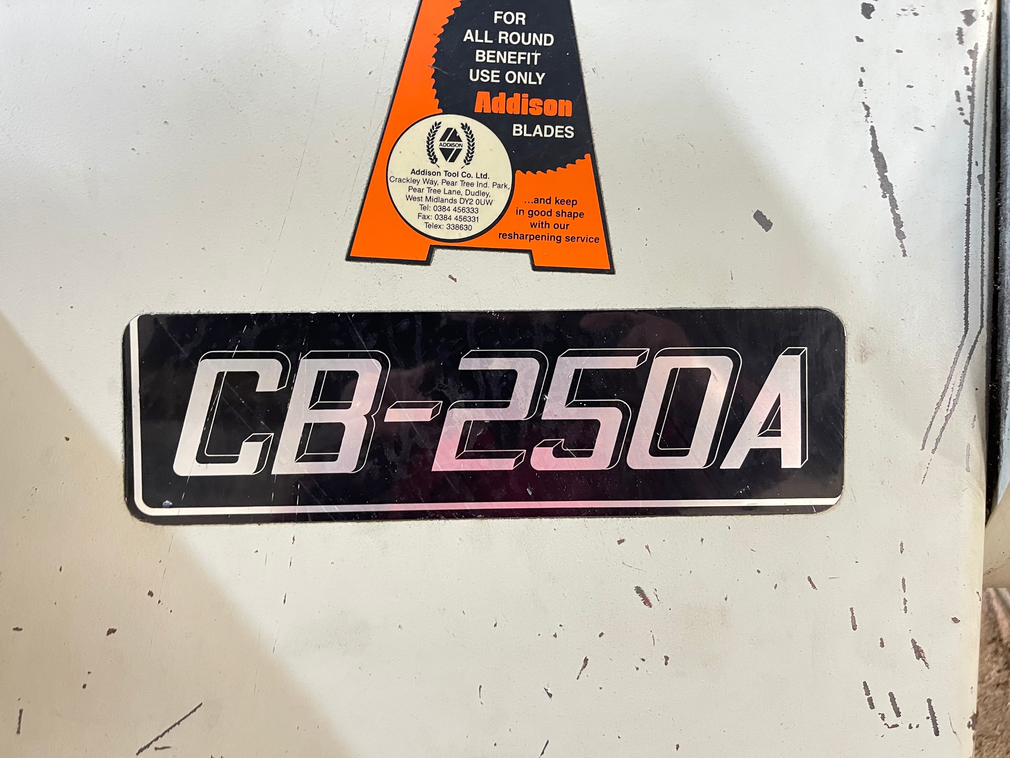 Chen Jei CB-250A Horizontal Bandsaw