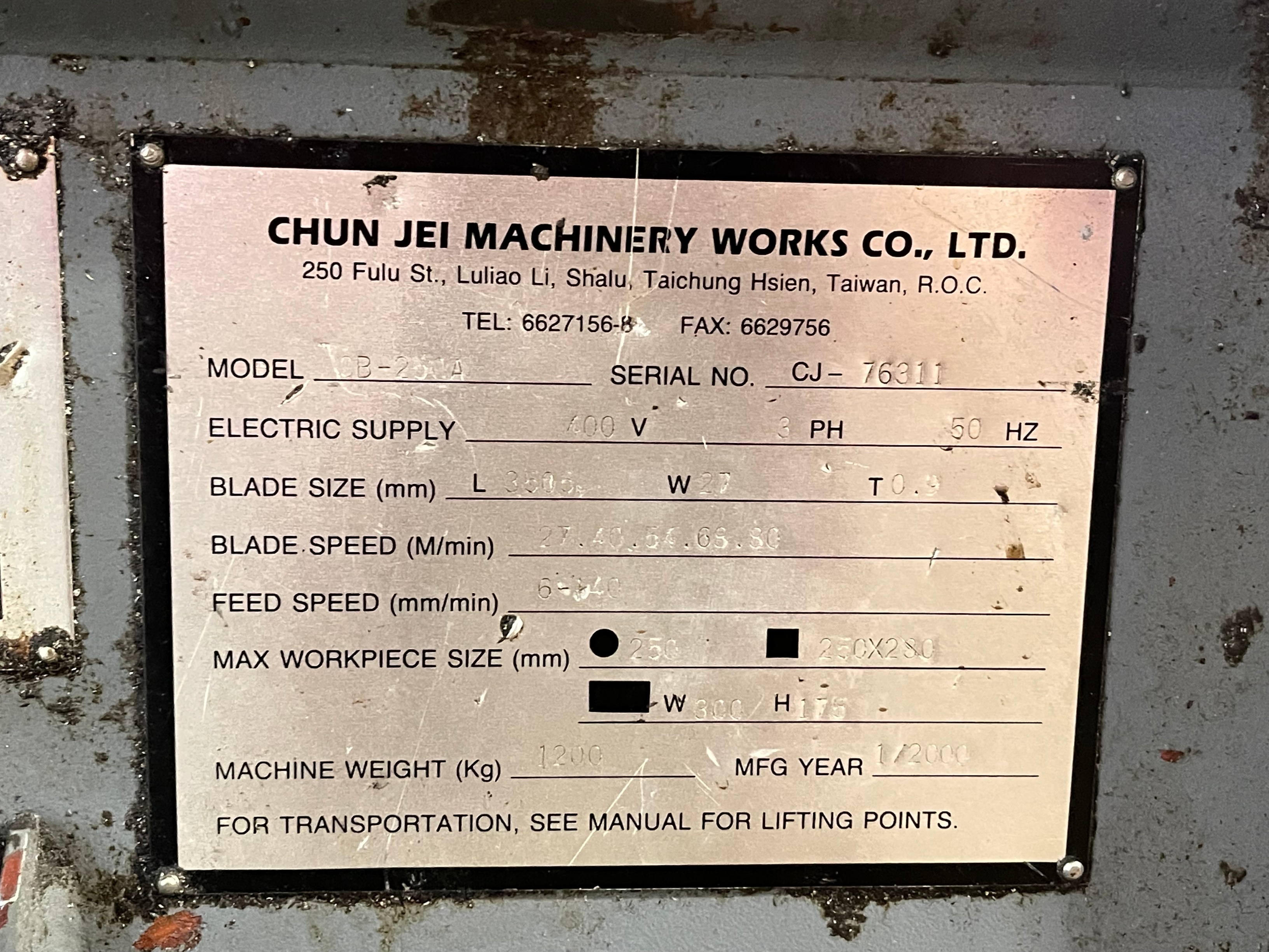 Chen Jei CB-250A Horizontal Bandsaw