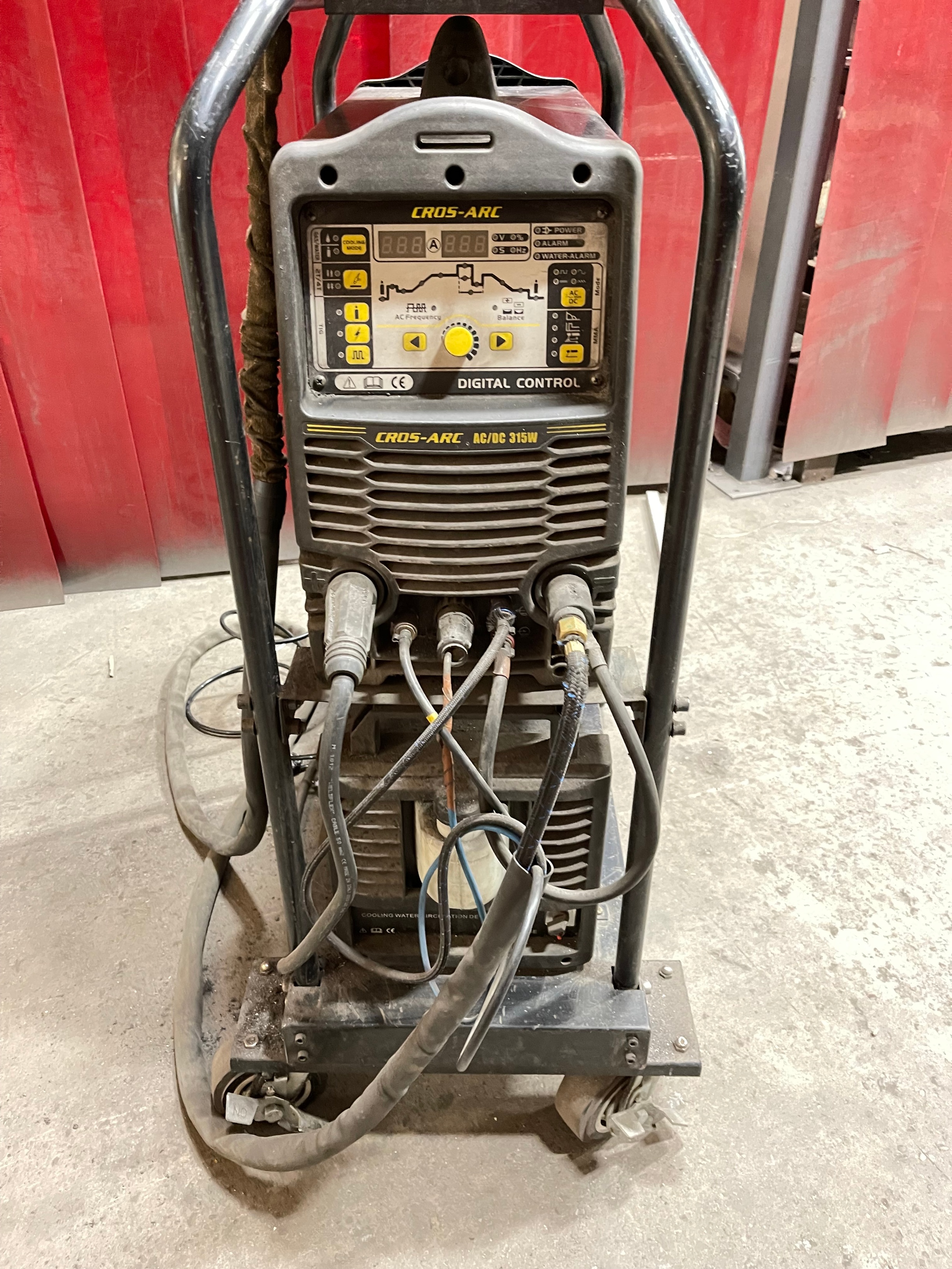 Weldfast Cros-Arc TIGACDC320GD Tig Welder