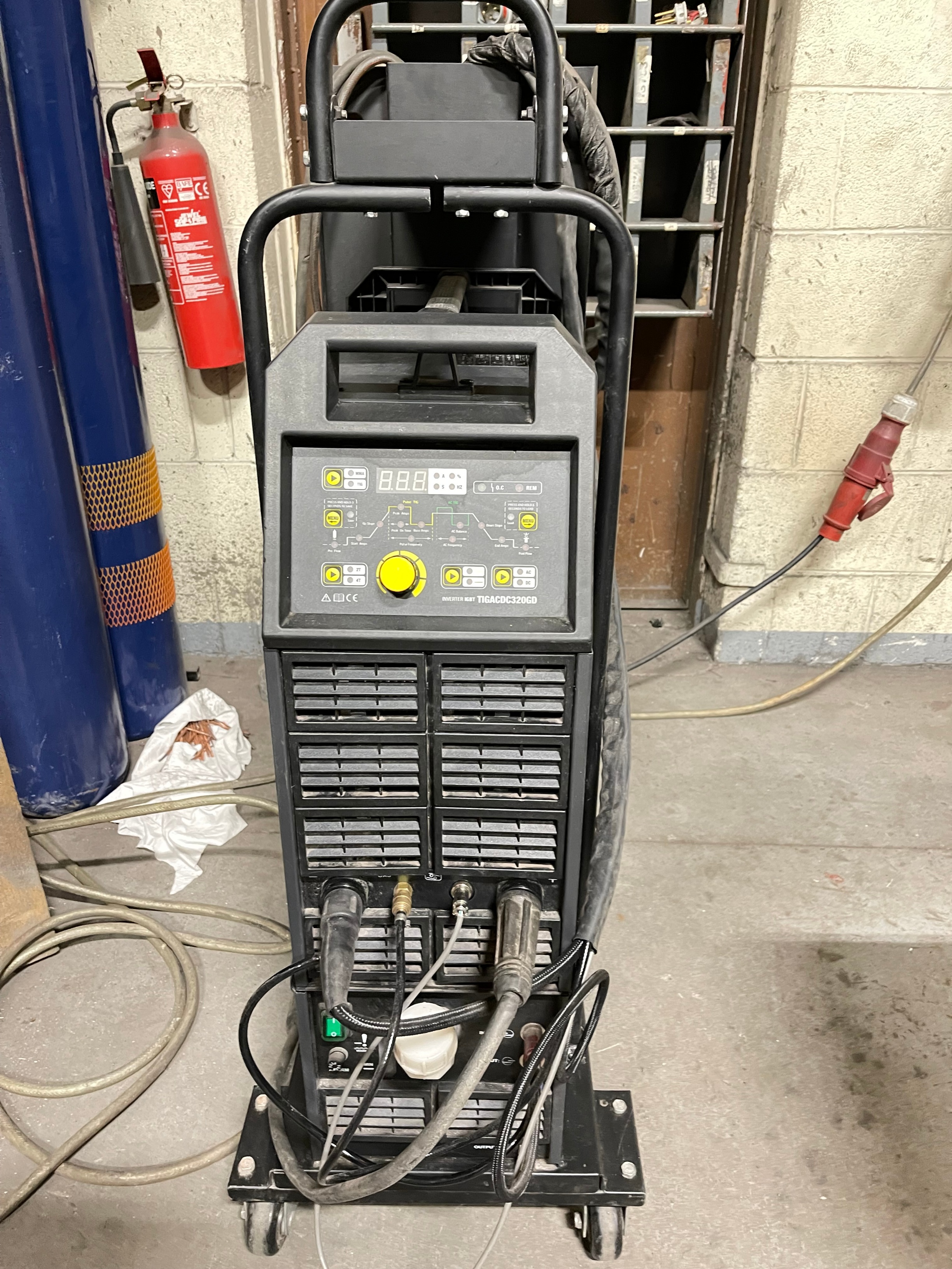 Weldfast Cros-Arc TIGACDC320GD Tig Welder