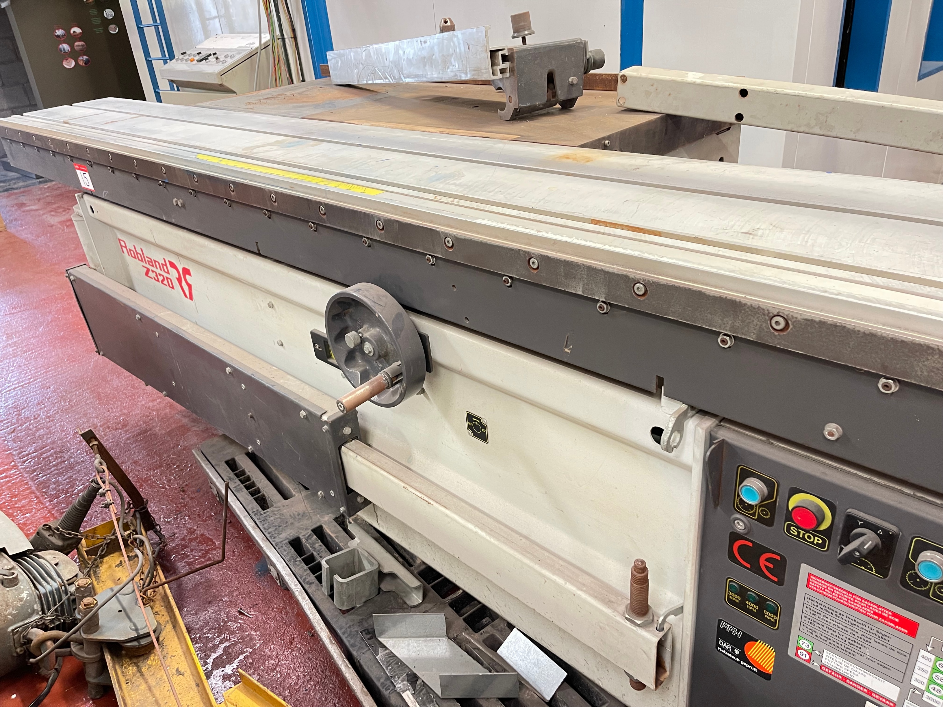 Robland Z320 Sliding Table Panel Saw