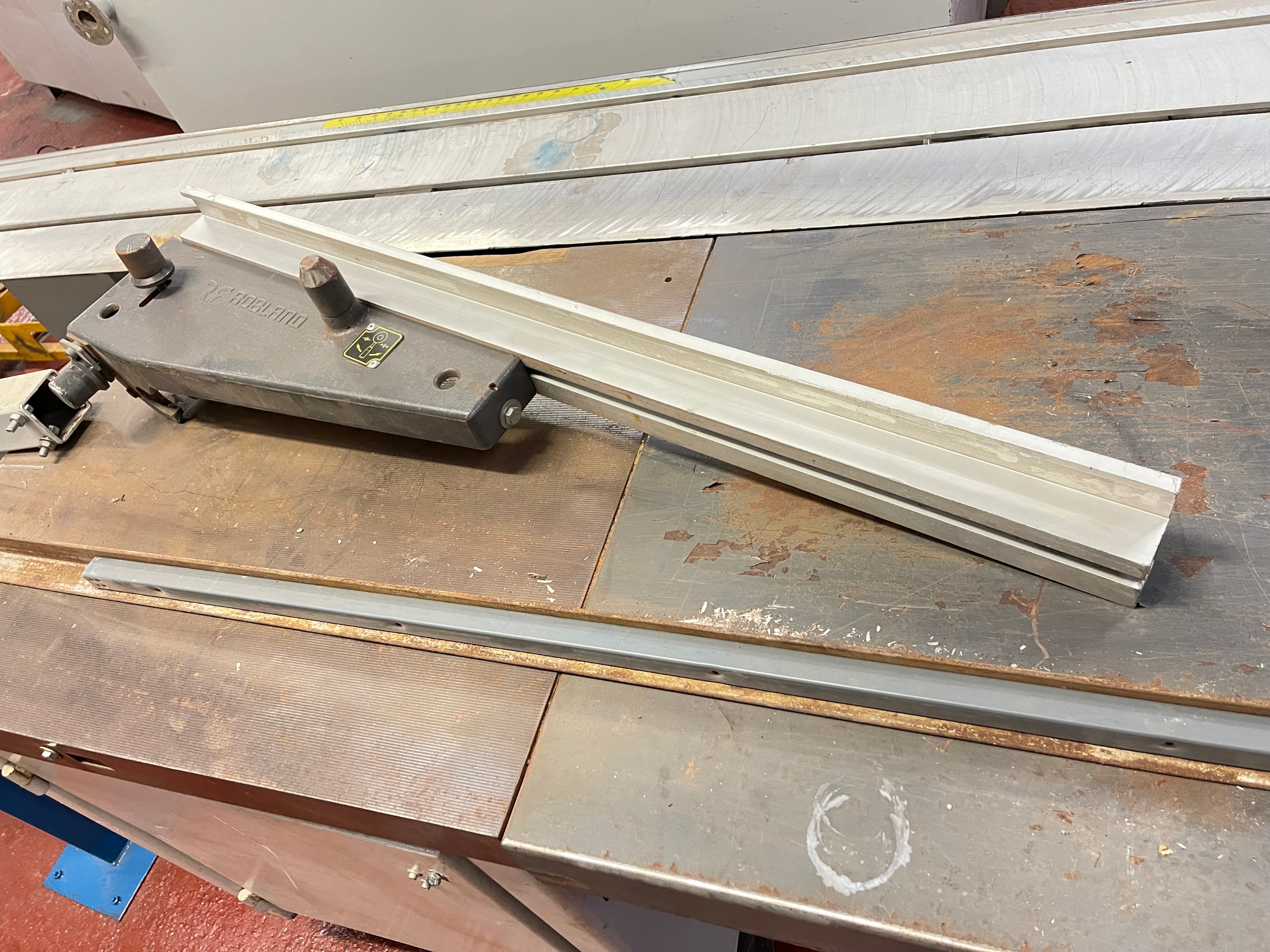 Robland Z320 Sliding Table Panel Saw