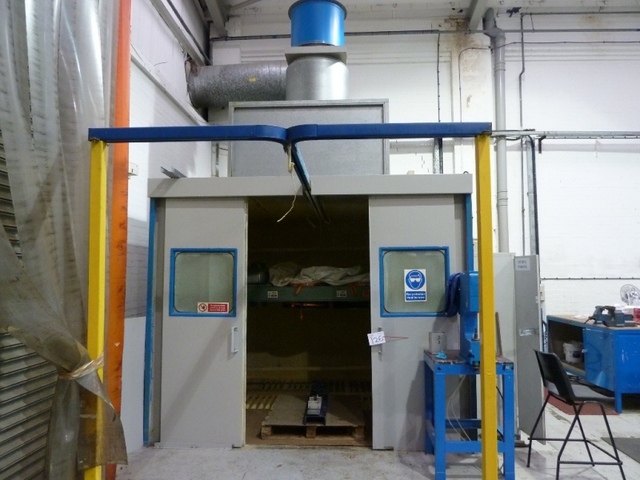 Approx 3m x 4m Free Standing Spray Booth