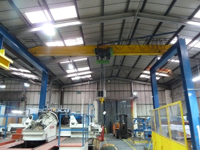 Granada Travelling Crane