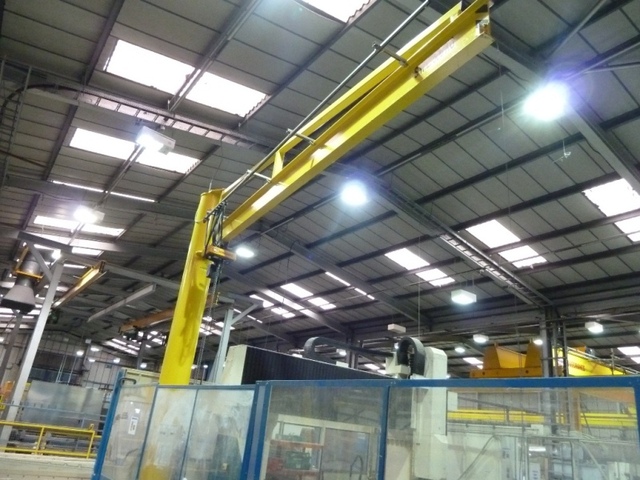 Kones Cranes 500kg Pillar Crane
