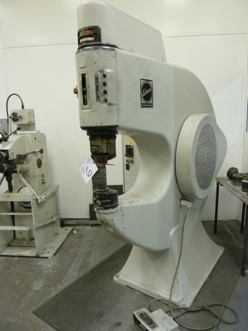 Eckold Type KF 665 Kraft Former