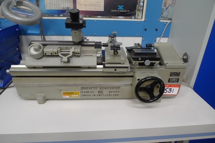 Genovoise MUL - 300 Universal Length Measuring Machine