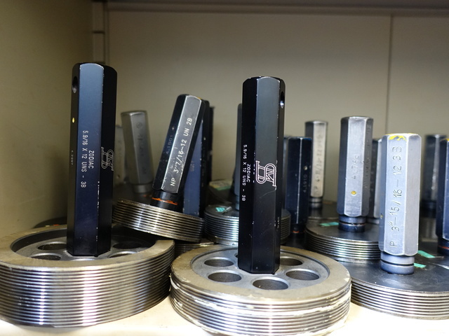 Internal thread gauges assorted (Qty 32)