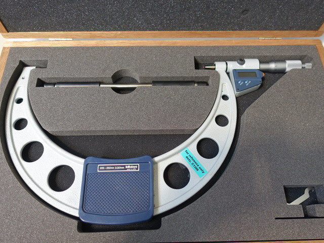 Mitutoyo Digital micrometers, external including 25-50mm, 50-75mm (Qty 2)