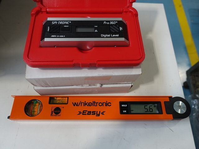 Digital levels and inclineometer