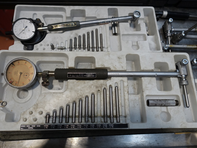 Mitutoyo Dial type bore gauges, assorted (Qty 16)