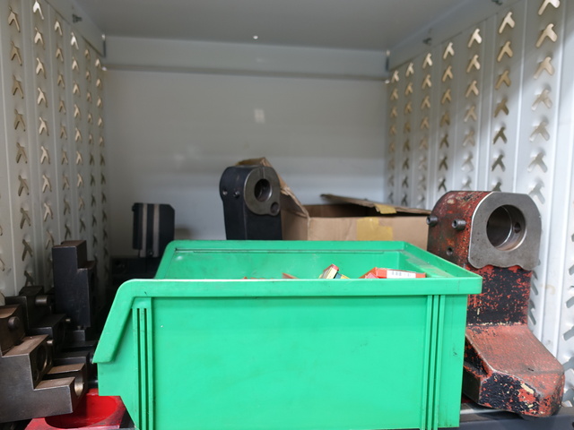 Assorted CNC tool holders, 50mm straight shank turret tool holders with cabinet