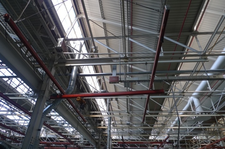 Demag Chain hoists with KBK monorail systems