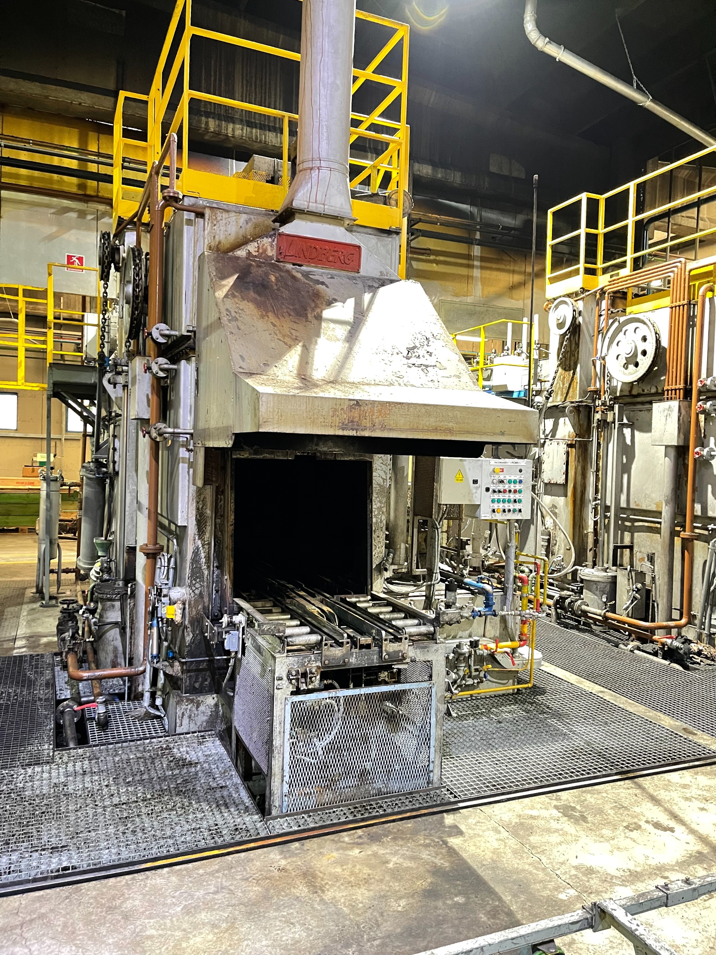 Lindberg Pacemaker 2 SAS Fired Heat Treatment Furnace