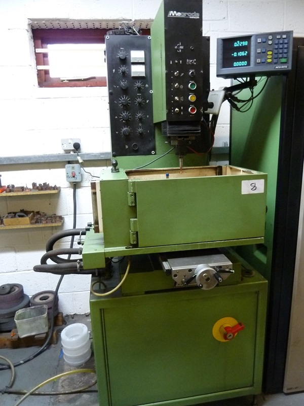 Mecrode Model Minor Die Sinking Electro Discharge Machine