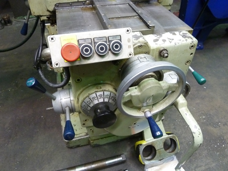 Kearney and Trecker Milwaukee 307 S-12 Horizontal Milling Machine