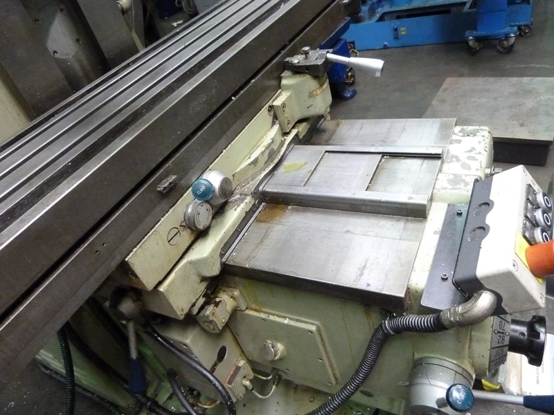 Kearney and Trecker Milwaukee 307 S-12 Horizontal Milling Machine