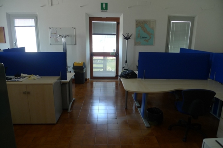 Various Pieces of Office Furniture - See Lot