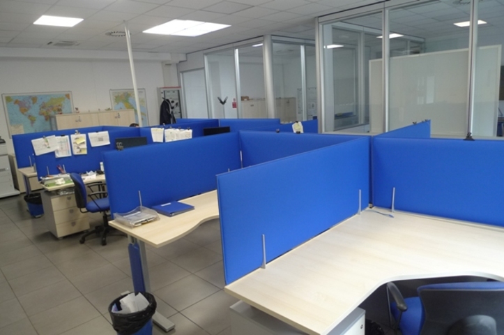 Various Pieces of Office Furniture - See Lot