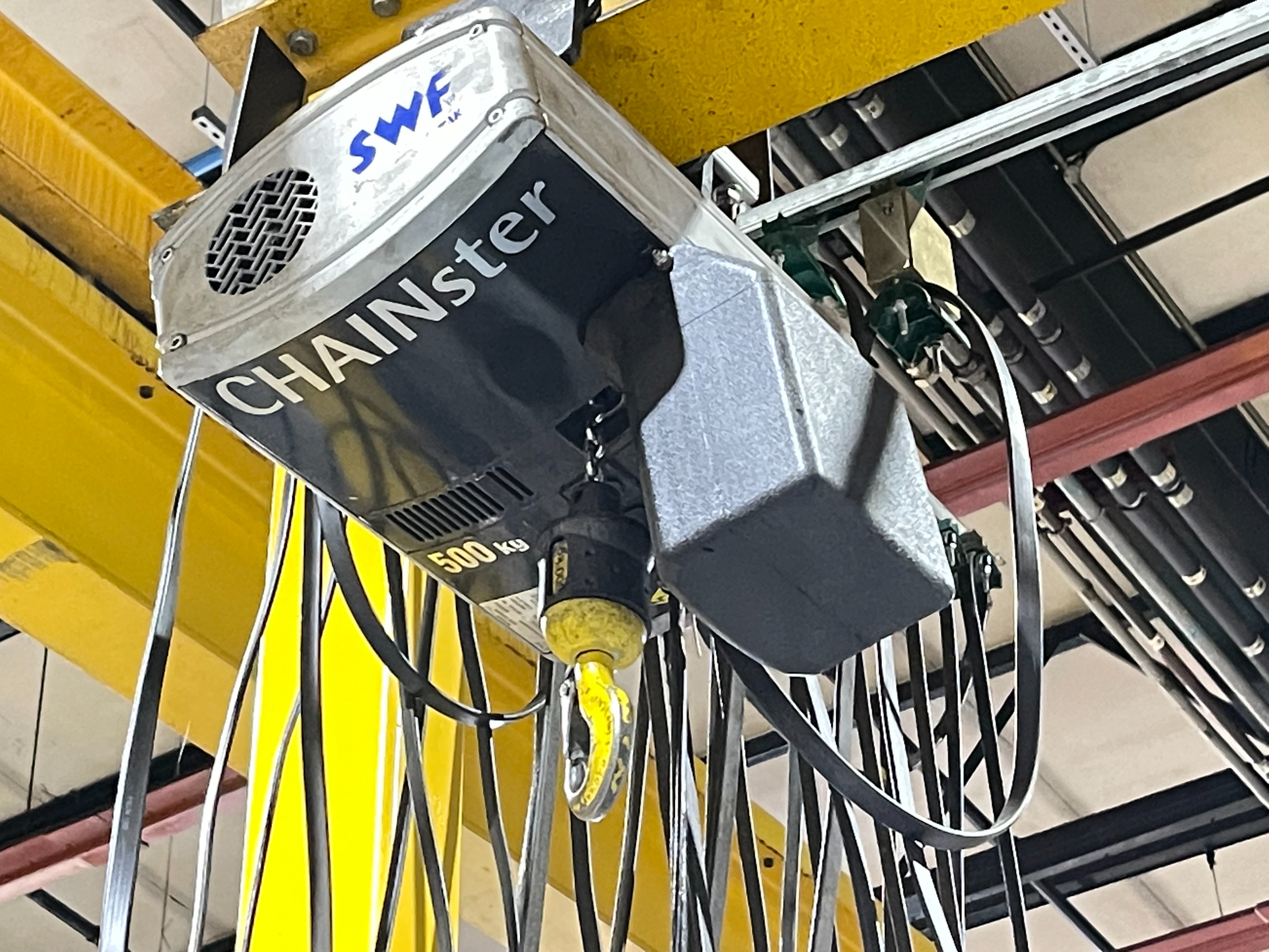 Overhead Beam with SWF Chainster