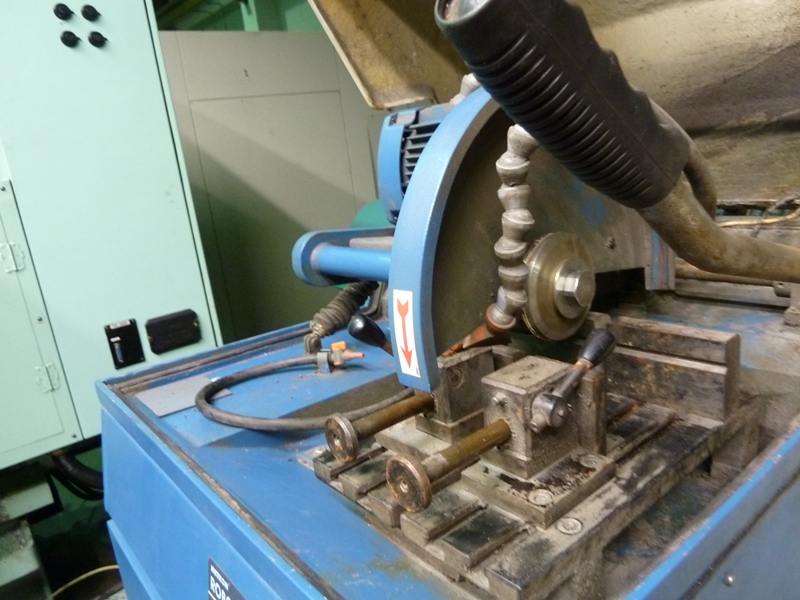 Metkon Robocut-M Cut off Machine