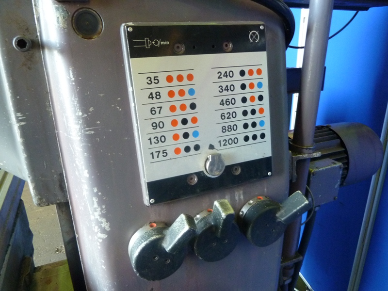 Bridgeport 1S Horizontal Milling Machine