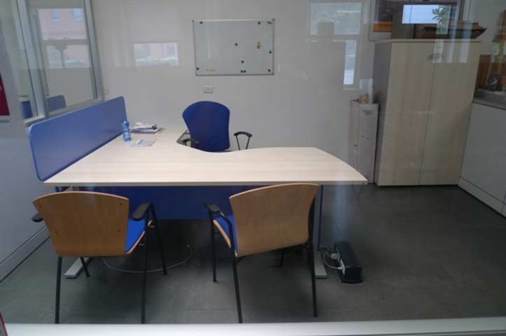 Various Pieces of Office Furniture - See Lot