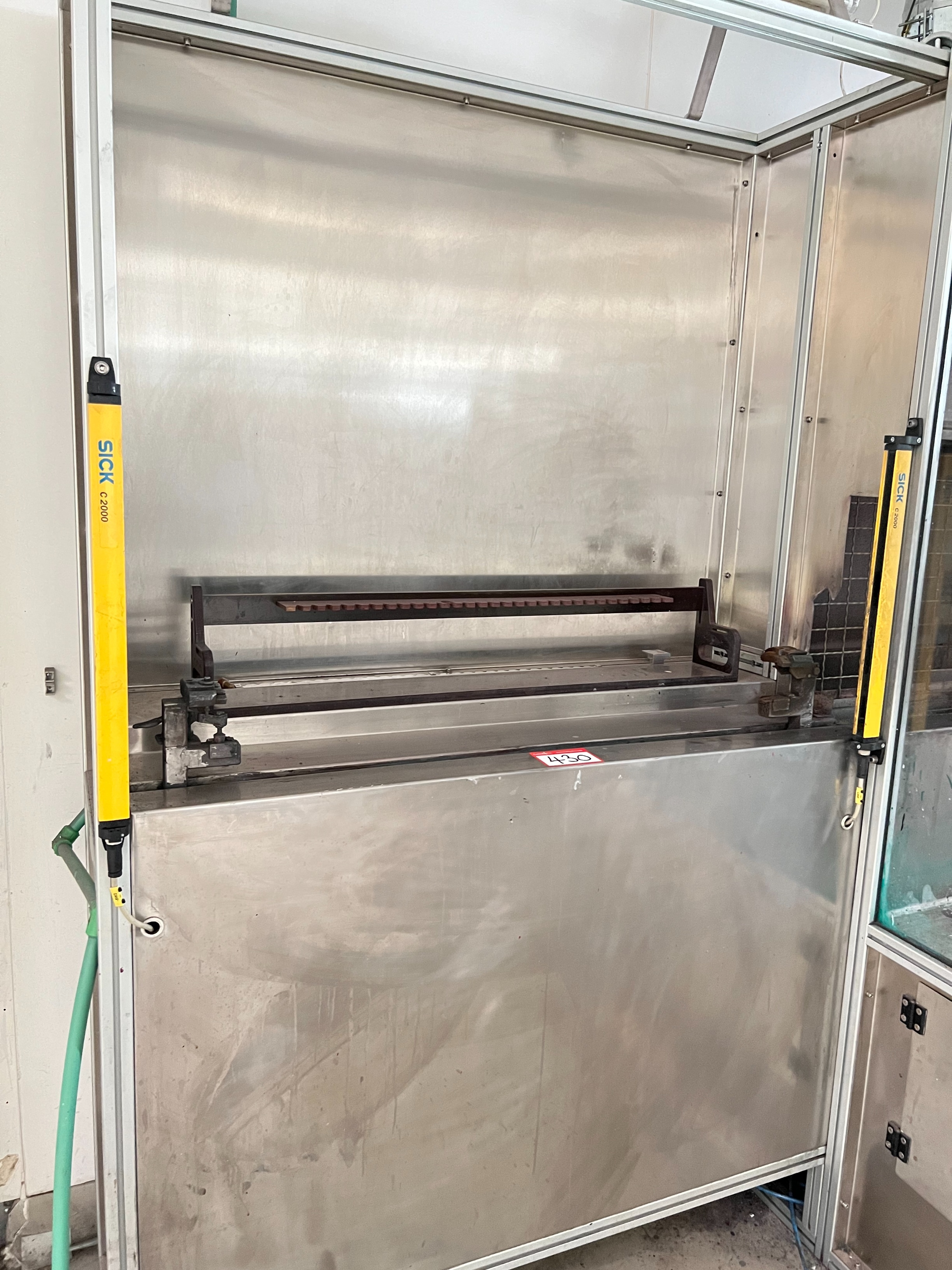 Mitsubishi Paint Spray Robot