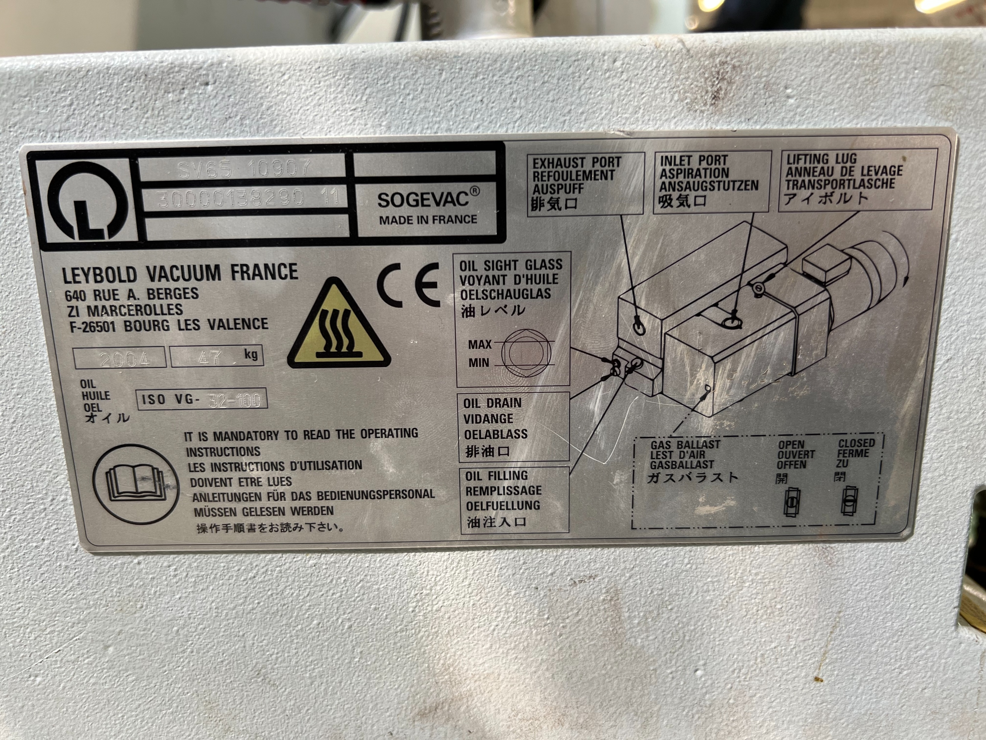 Leybold SV65 10907 Vacuum Pump