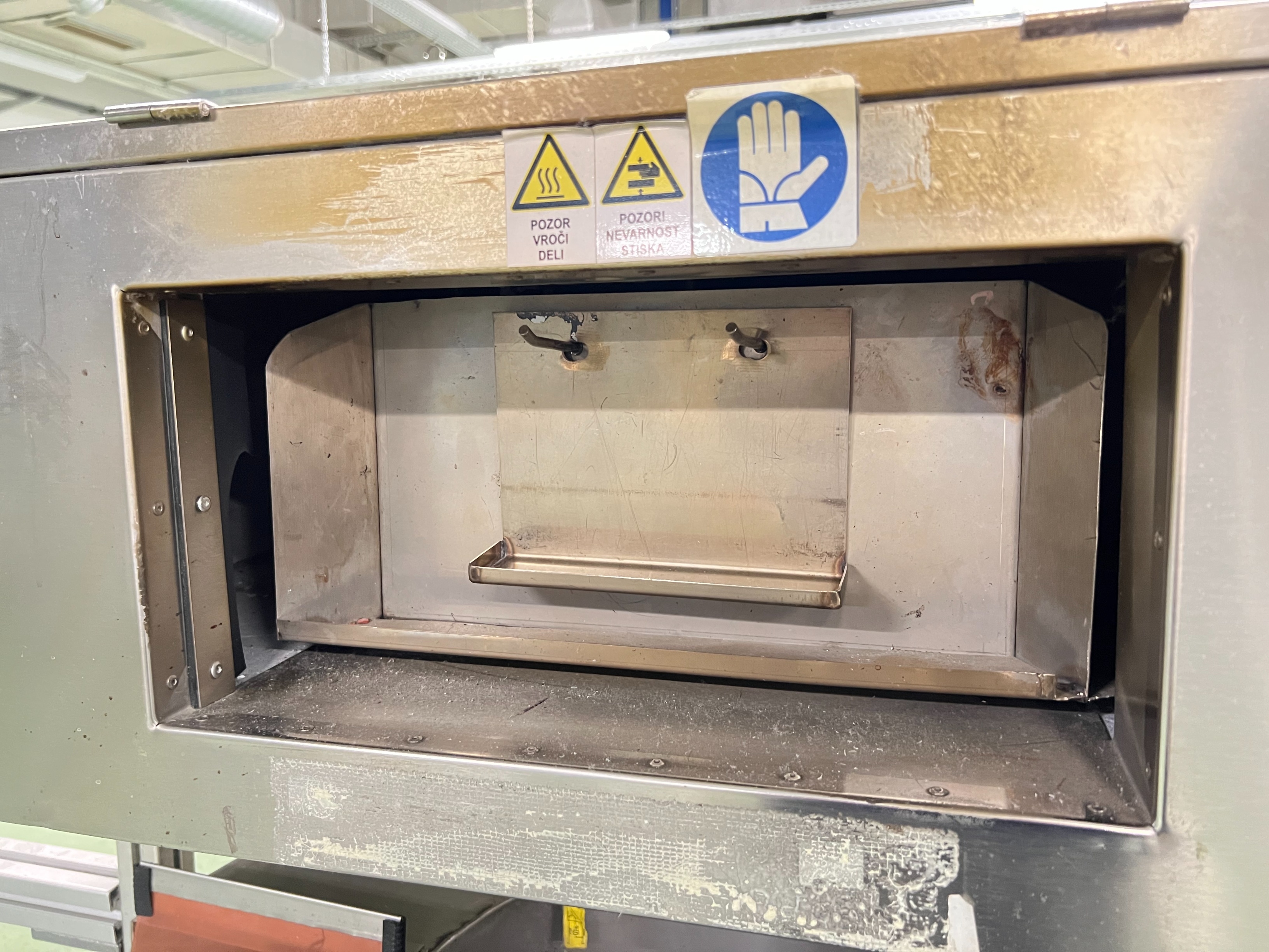 Kolaric Custom Built Oven with Rotary Table