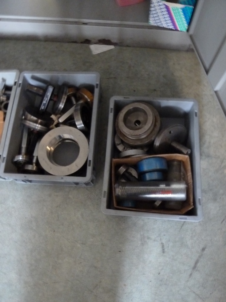 Cabinet with Qty Ofring Gauges