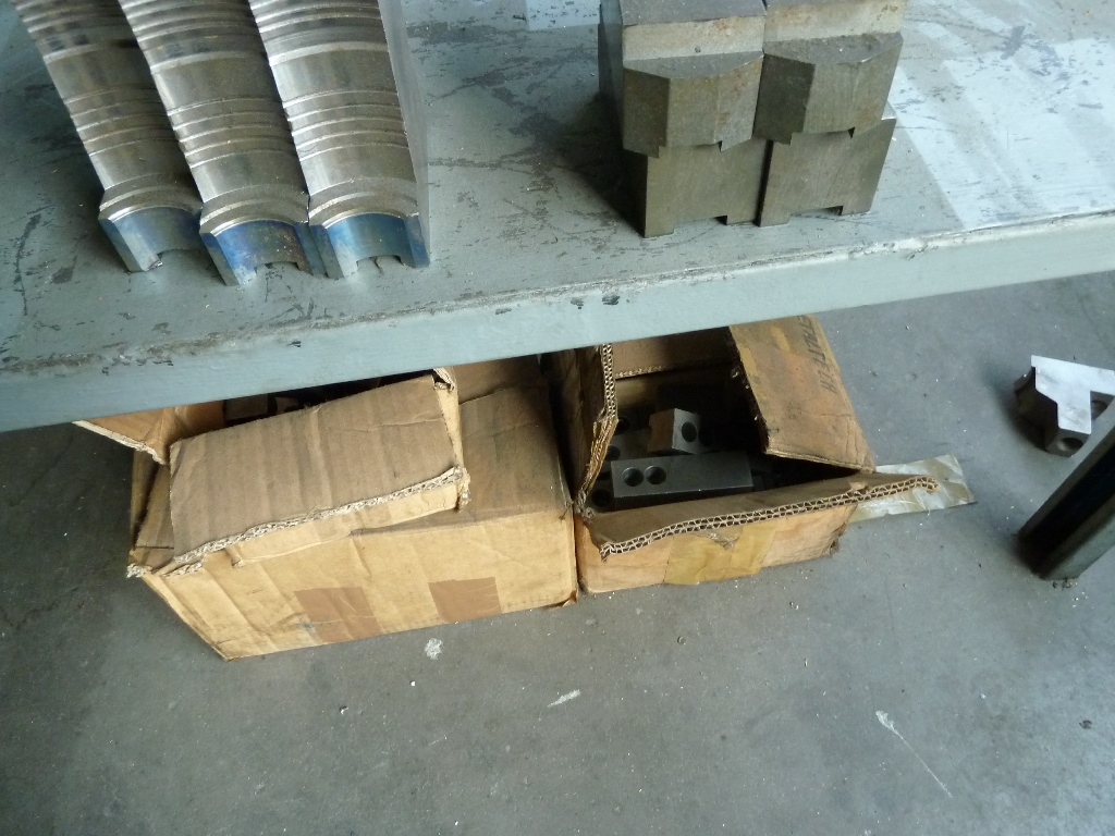 Rack with Large Qty of Jaws
