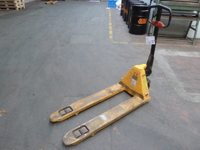 2500kg Pallet Truck